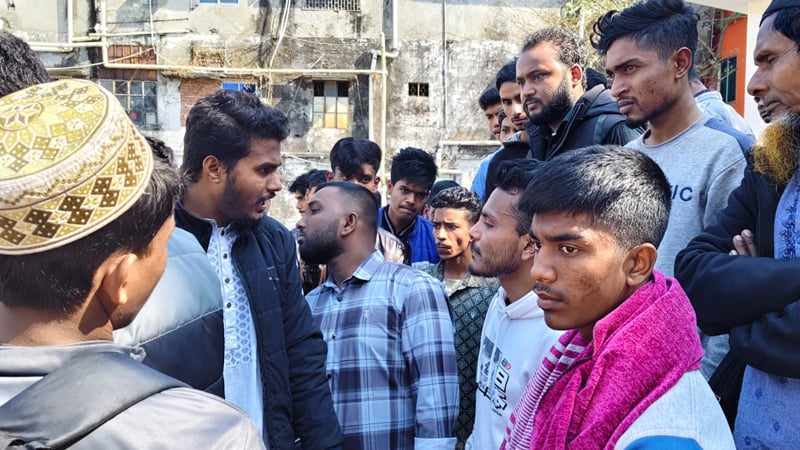 নাগরিক কমিটি ও বৈষম্যবিরোধী নেতাদের হাতাহাতি